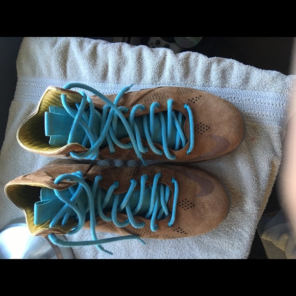 Nike Lebron X hazelnut - Picture 3 of 4